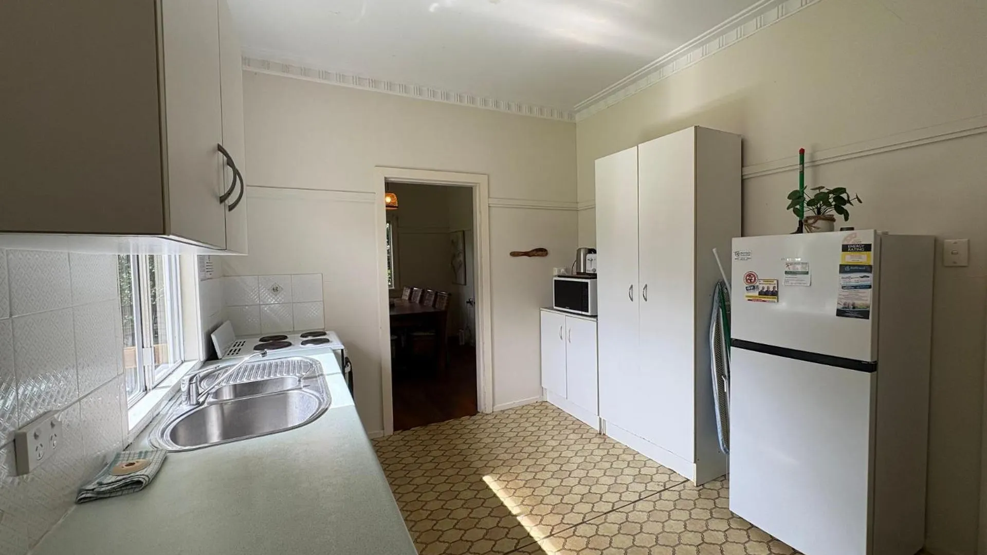 Kings Beach Cottage Caloundra Australia